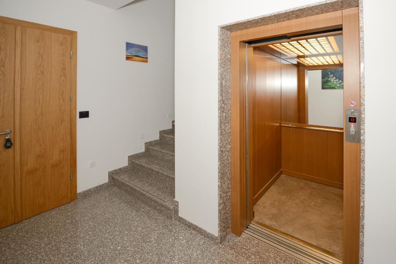 Hotel Baron Smlednik Luaran gambar